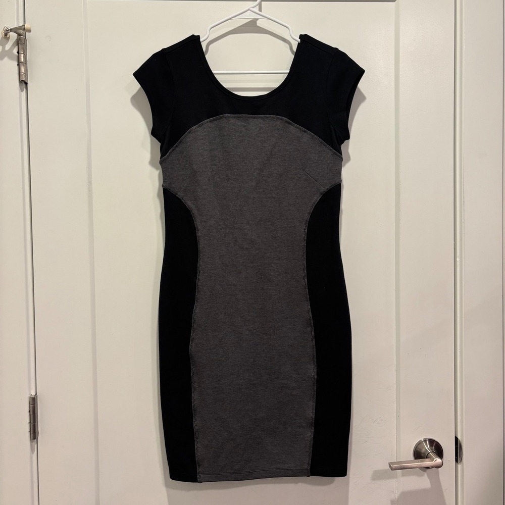 Athleta Womens Black Gray Colorblock Cap Sleeve Sheath Dress Small 5631